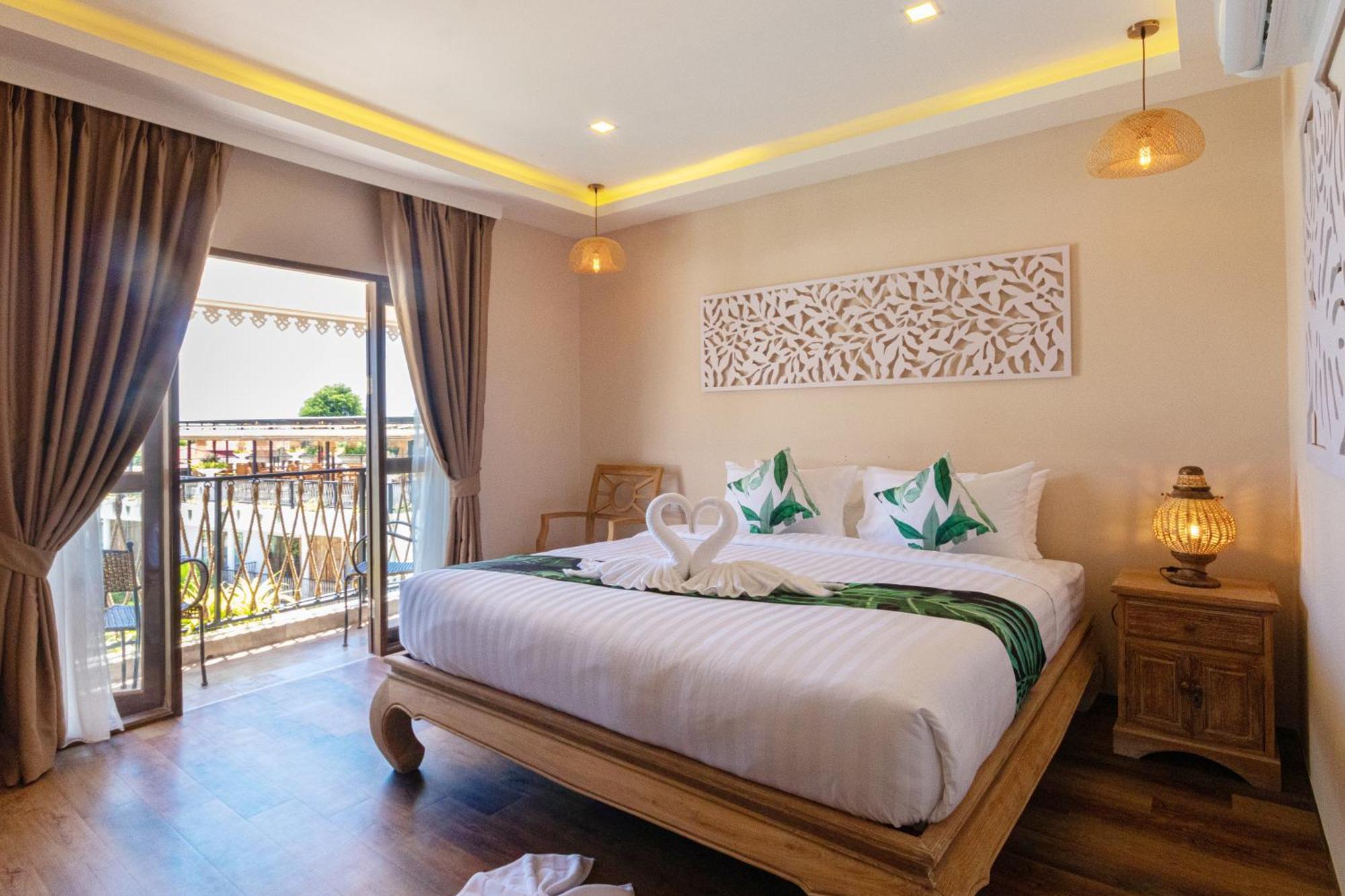 Vannee Golden Sands Beachfront Resort Haad Rin Exterior photo