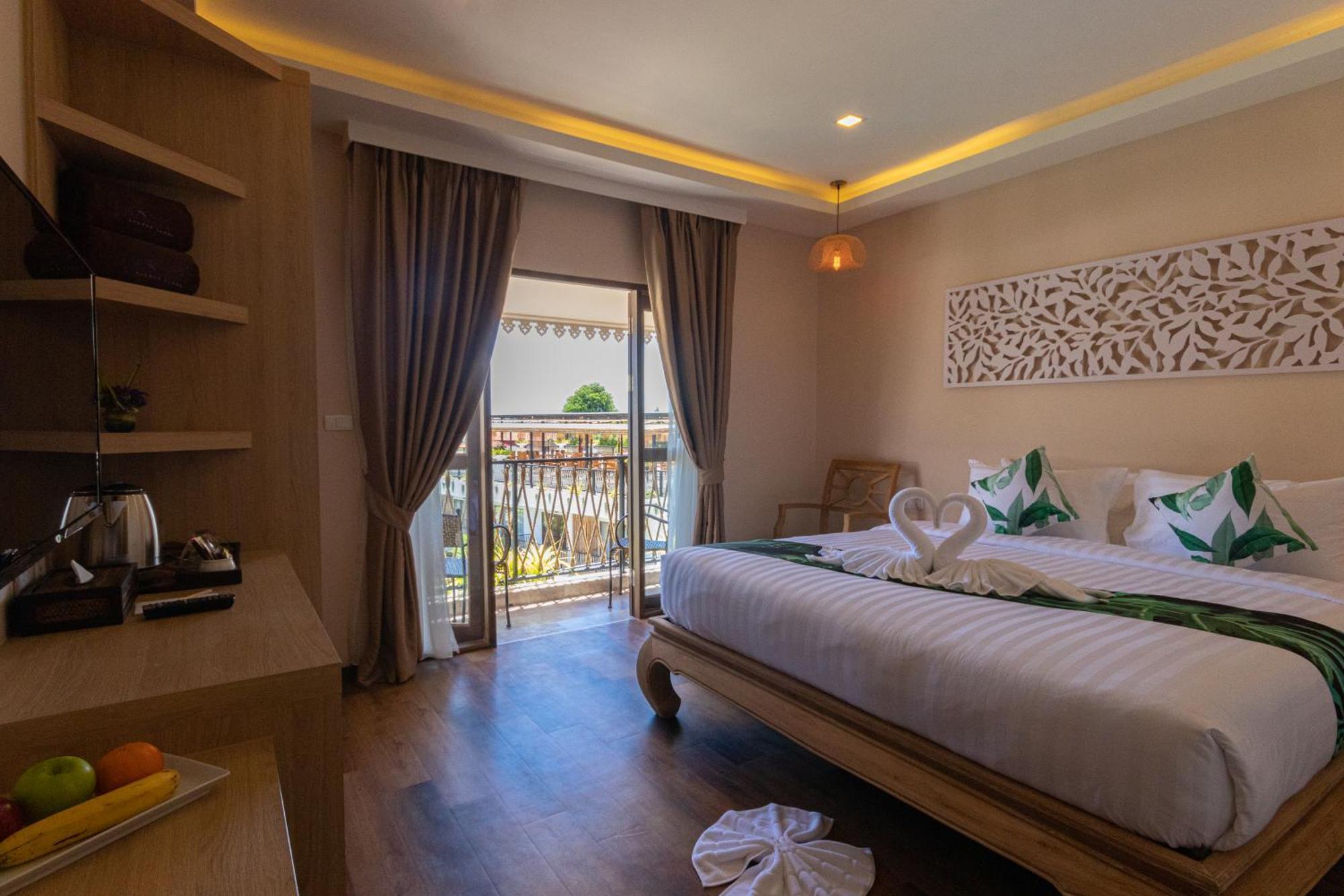 Vannee Golden Sands Beachfront Resort Haad Rin Exterior photo